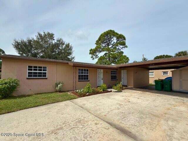Primary Photo - 210 Brandy Ln