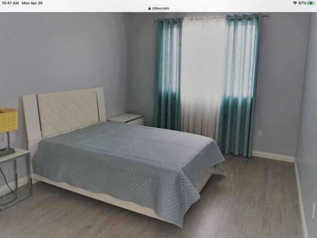 Building Photo - 13951 Sherman Way