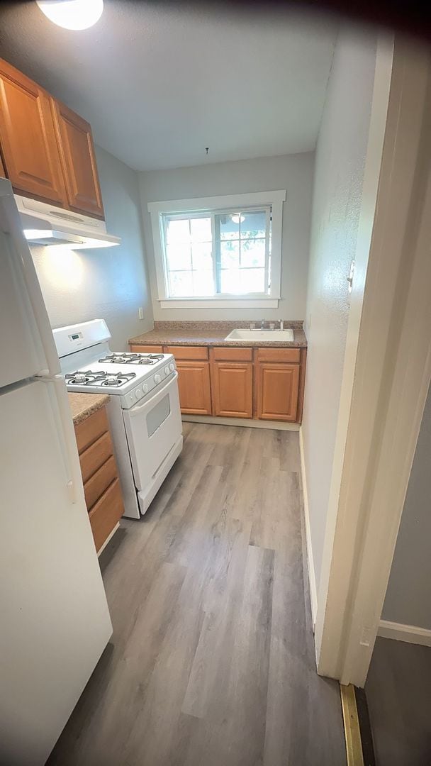 Building Photo - Studio apartment in Oakdale