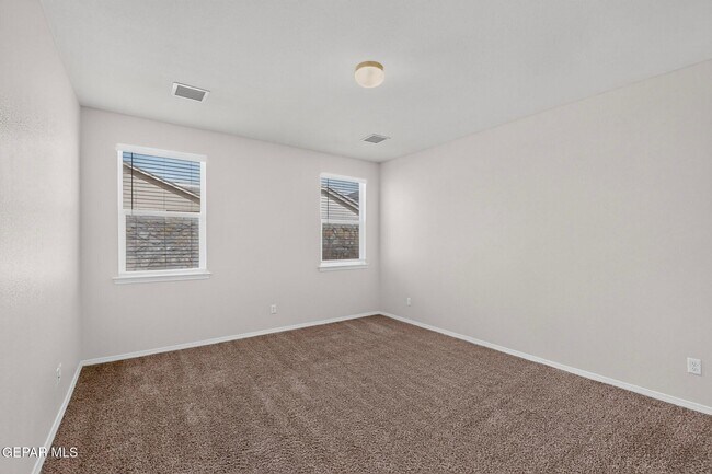Building Photo - 12621 Cono Norte Dr
