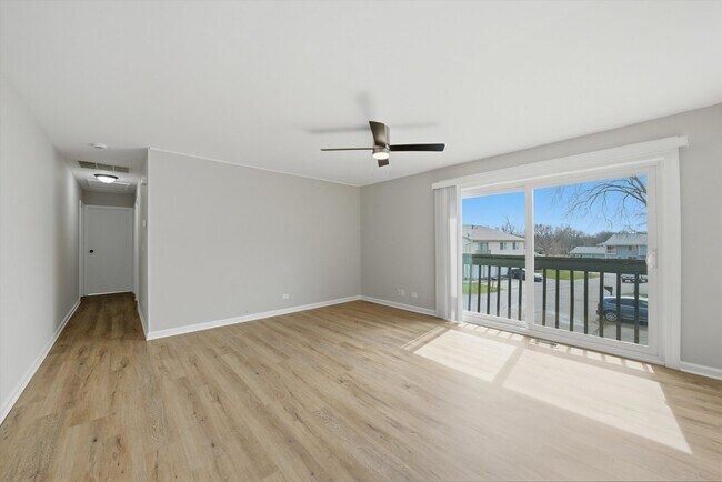 Building Photo - 238 Algonquin Ct