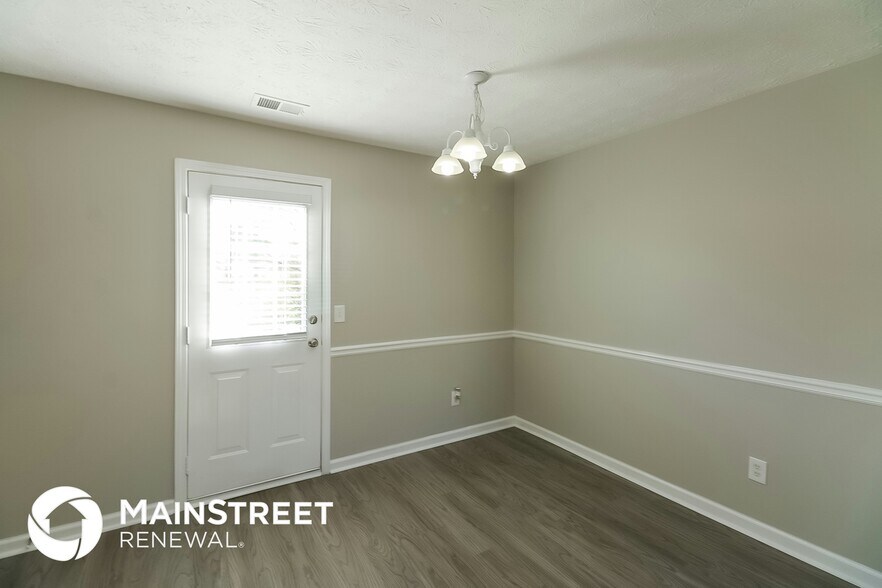 Building Photo - 10950 Cimmaron Ct