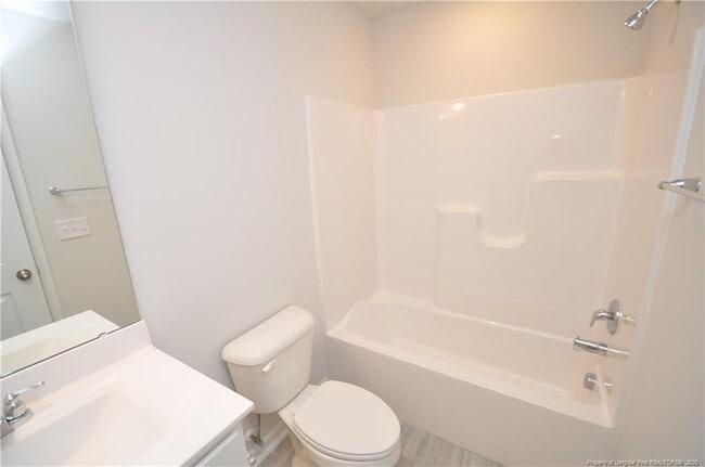 Building Photo - 1057 Shoreside Dr