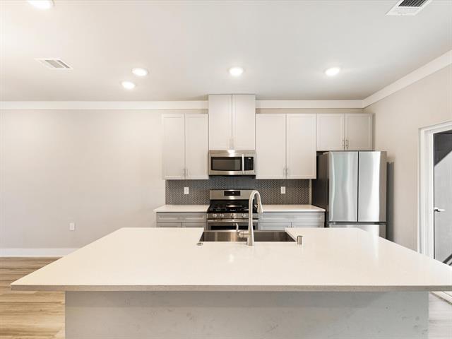 Building Photo - 3312 Santee St