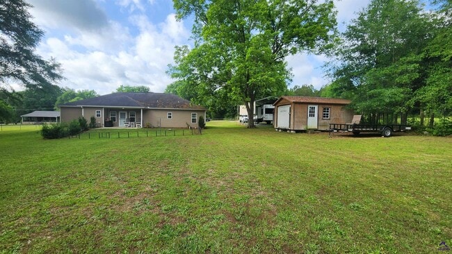 Building Photo - 4651 Griffin Dr