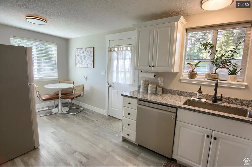 Building Photo - 2672 W 5750 S