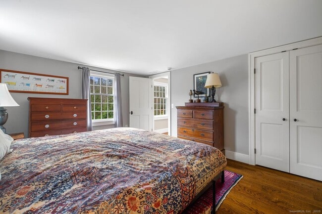 Building Photo - 138 School House Rd