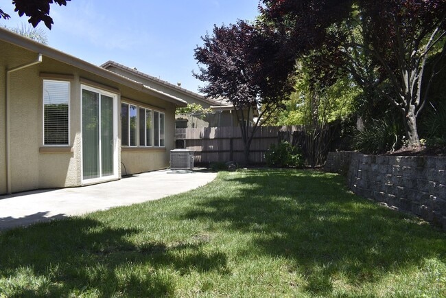 Building Photo - 2312 Petruchio Way