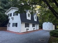Building Photo - 70 Rinaldo Rd