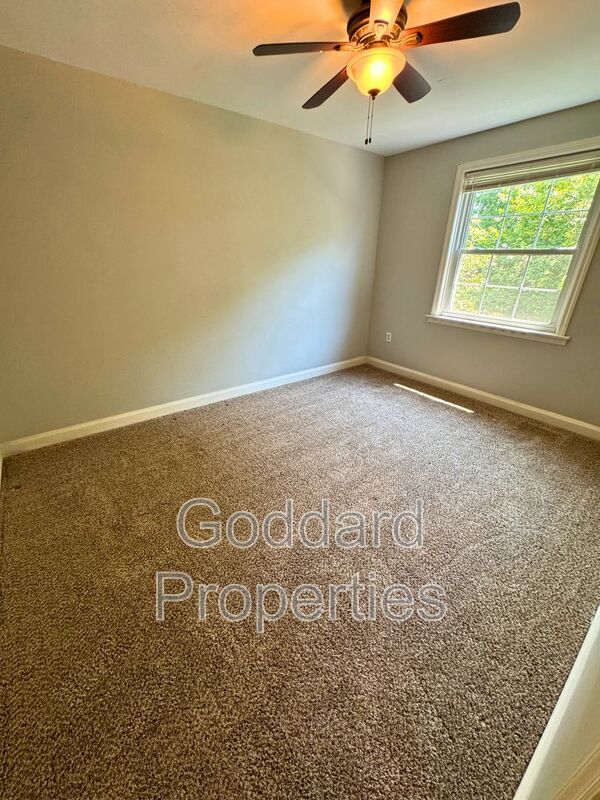 Building Photo - 1822 Edgewood Rd