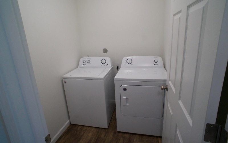 Building Photo - 3915 Tanada Rd