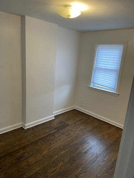 Building Photo - 2xxx S Forwood St