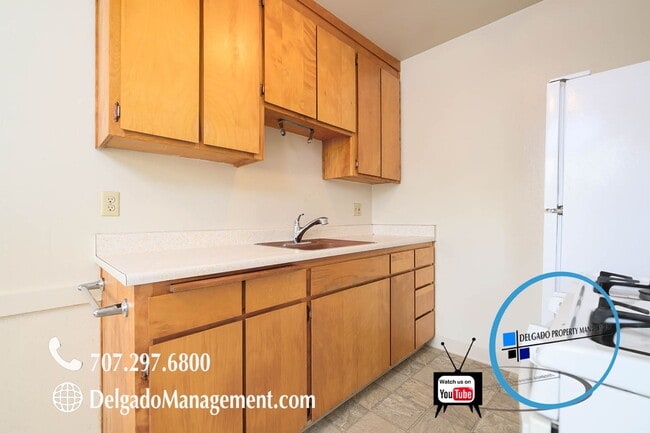 Building Photo - Downtown Benicia! Want to live in the hear...