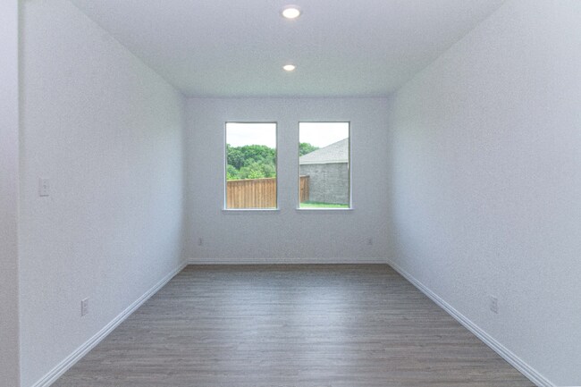 Building Photo - 3240 Willow Ter Ln