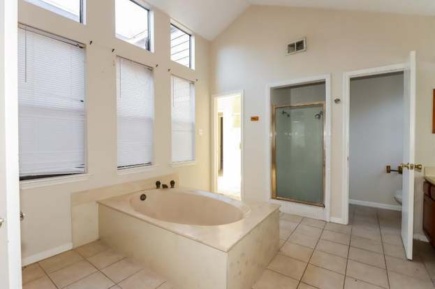 Building Photo - 6230 Billington St