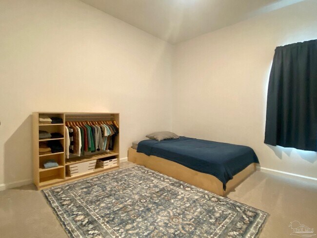 Building Photo - 9668 Sagewood Dr