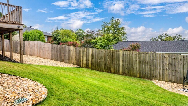 Building Photo - 1628 Pine Valley Rd