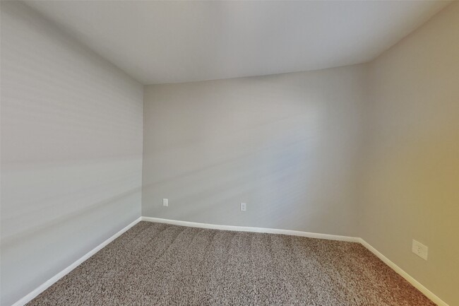 Building Photo - 22430 Bristolwood Ct