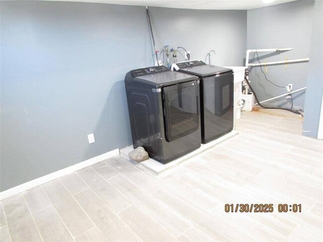 Building Photo - 156 Candlewood Dr