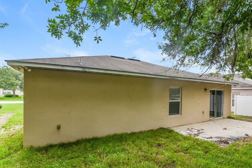 Building Photo - 1608 Sterns Dr