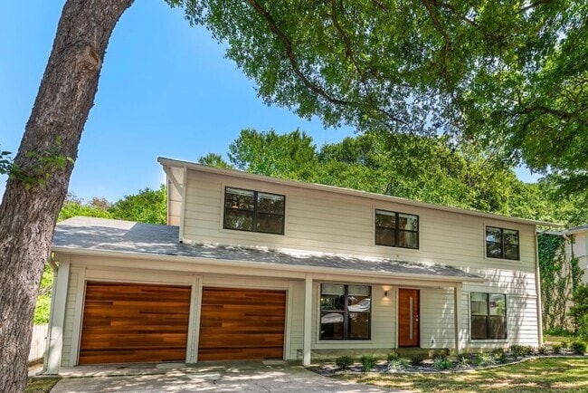 Building Photo - 1708 Fawn Dr
