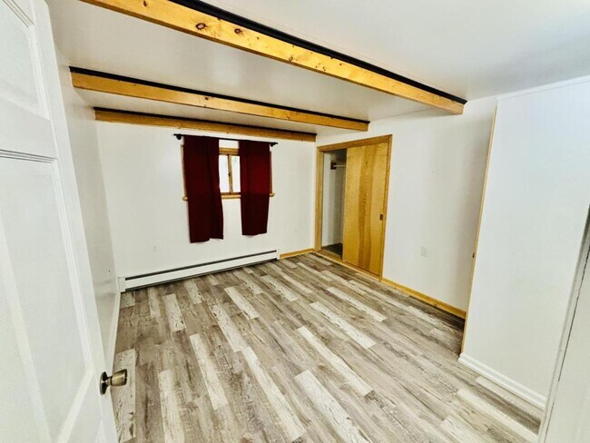 Building Photo - 620 Washakie St