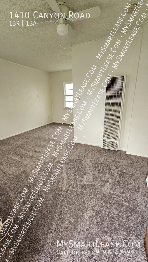 Building Photo - 1410 Canyon Rd