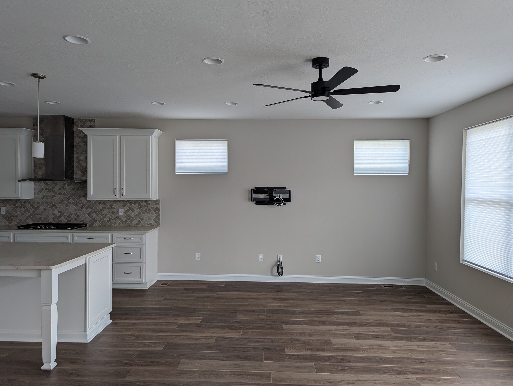 Living Room - 5689 Ohio Trl