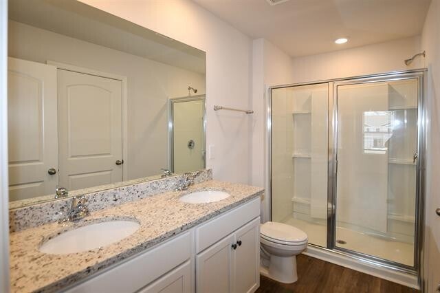 Building Photo - 126 Maple Spring Trl