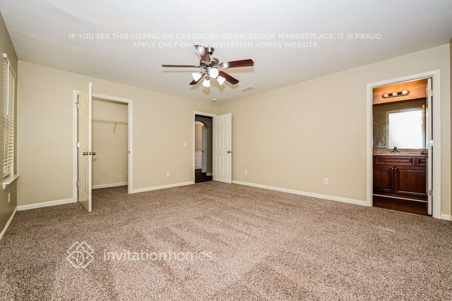 Building Photo - 107 Sanders Walk