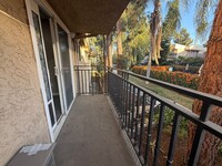 Building Photo - ***$300 Move in Special *** Beautiful One ...