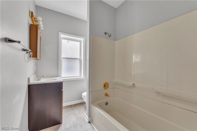 Building Photo - 3820 Riverside Ave