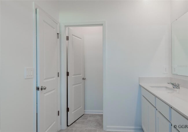 Building Photo - 3243 Laurent Lp