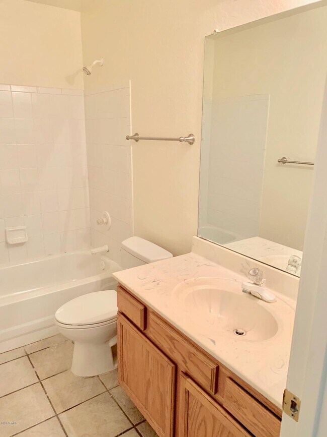 Building Photo - 16423 N 39th St