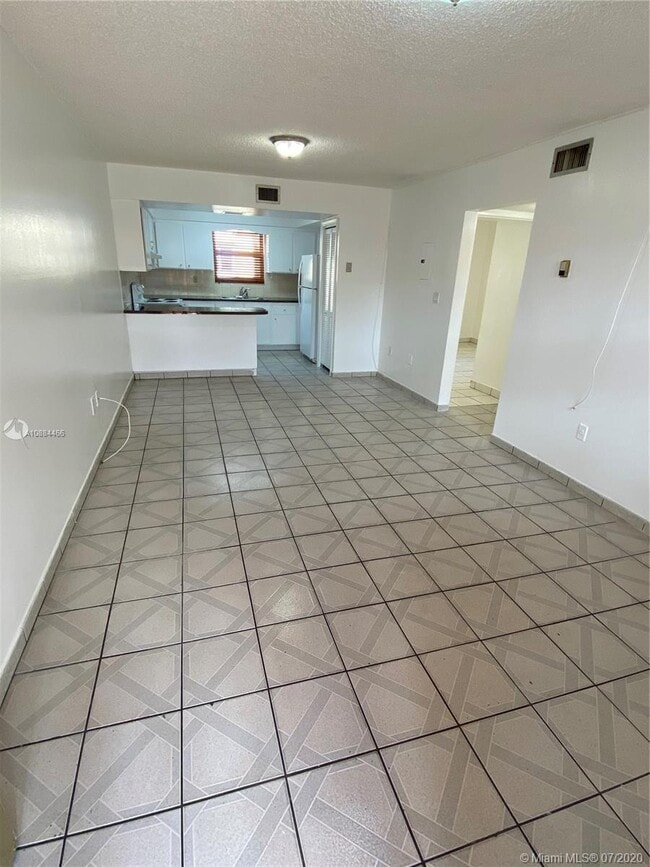 Building Photo - 2600 NW 14th St