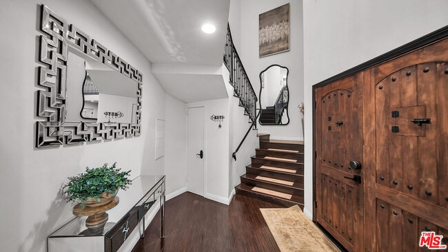 Building Photo - 22736 Cavalier St