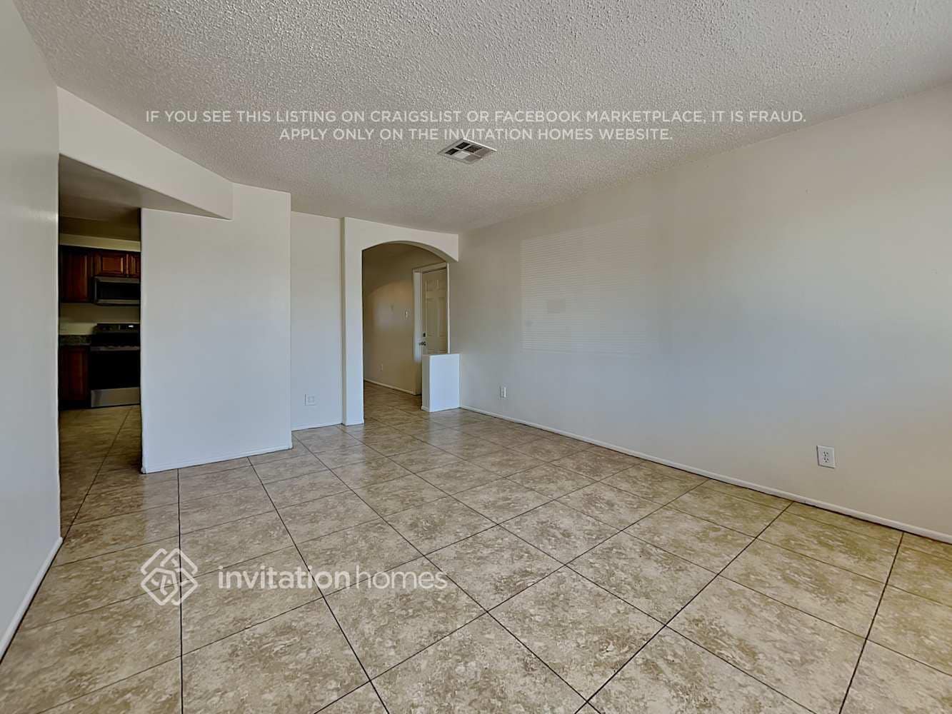 Building Photo - 6118 W Hollyhock Dr