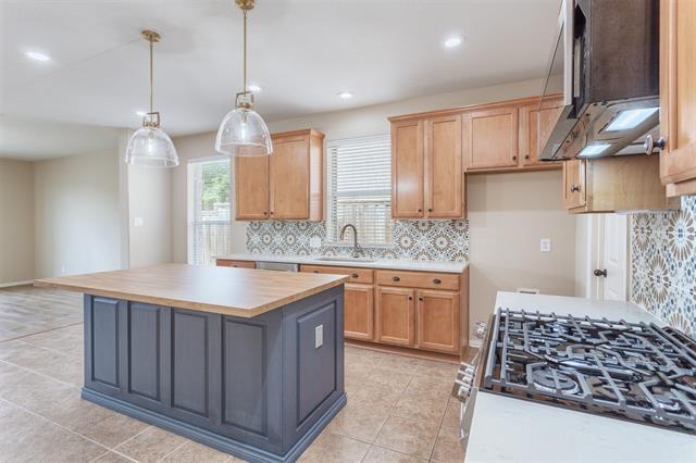 Building Photo - 2356 Jaguar Dr