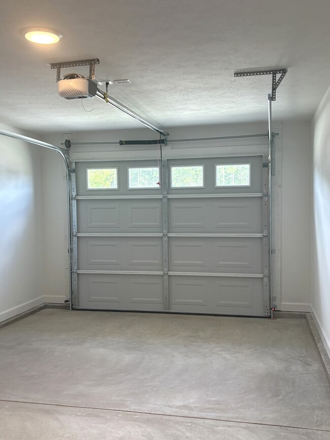 Building Photo - 8110 Bannock Cir