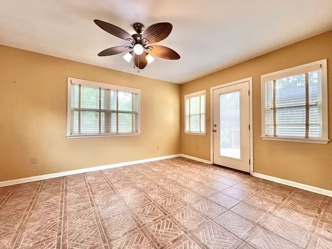Building Photo - Fabulous house in Avondale on the East side of Tallahassee