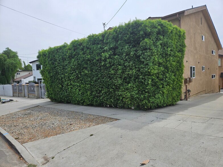 Building Photo - 3424 Bellevue Ave