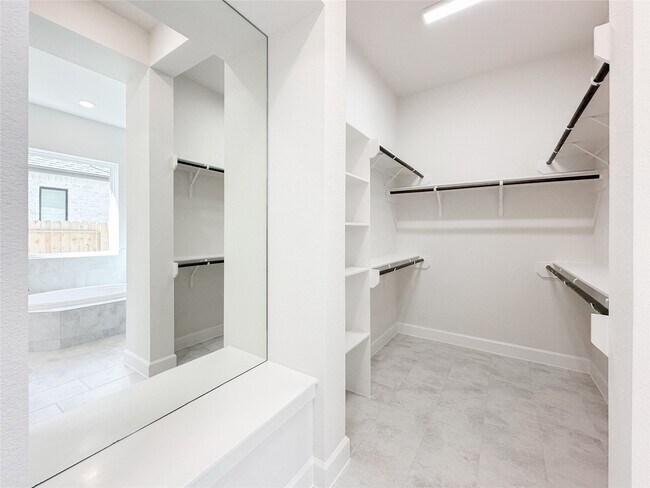 Building Photo - 1015 Windy Creek Path