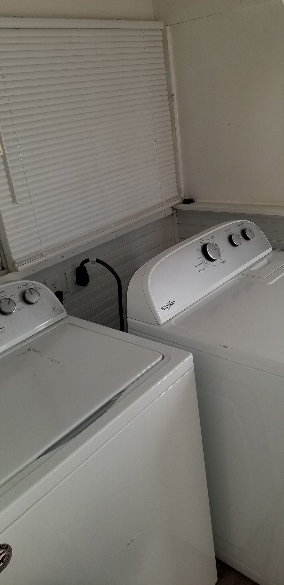 In house washer & dryer. - 208 NW 3rd St