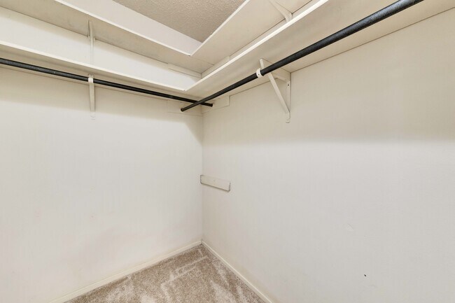 Building Photo - 5403 Porsche Ln