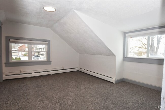 Building Photo - 137 Genesee St