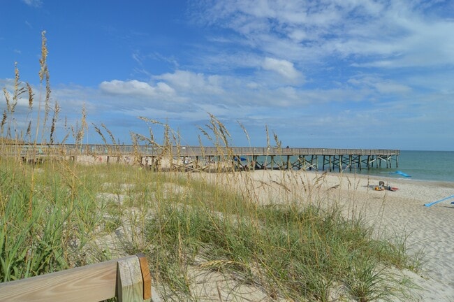 Building Photo - 108 Pelican Dr