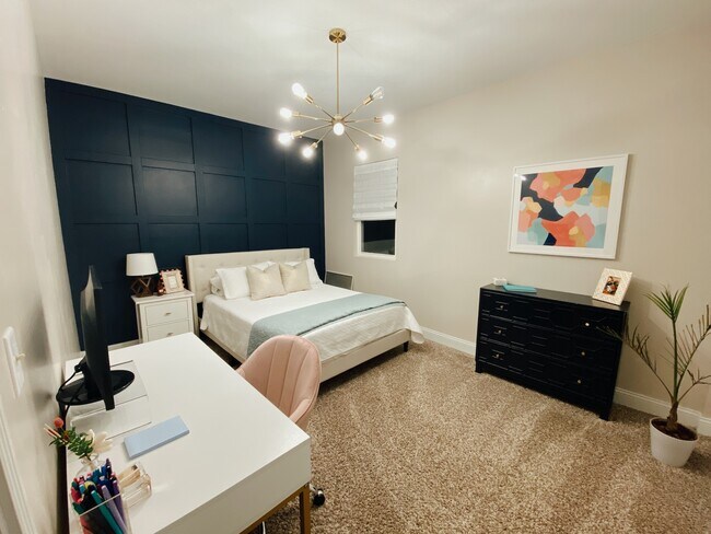 Building Photo - 1812 Carrollton Ave