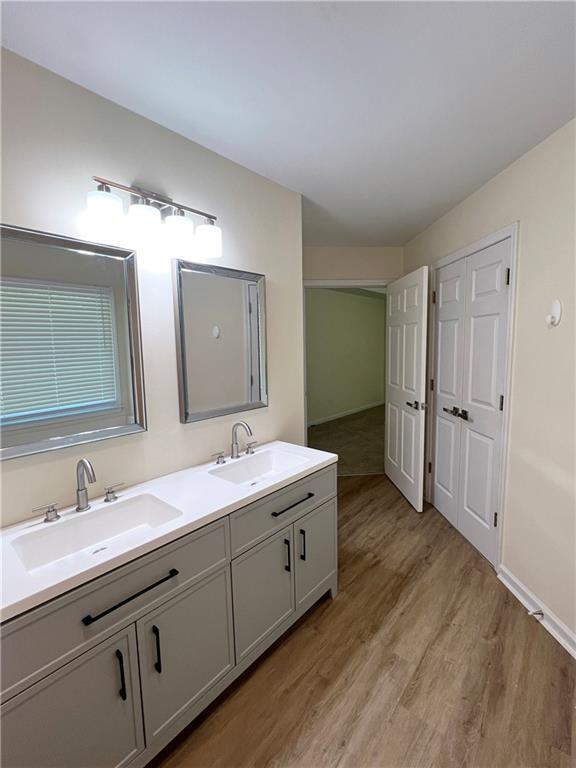 Building Photo - 350 Laurel Glen Crossing