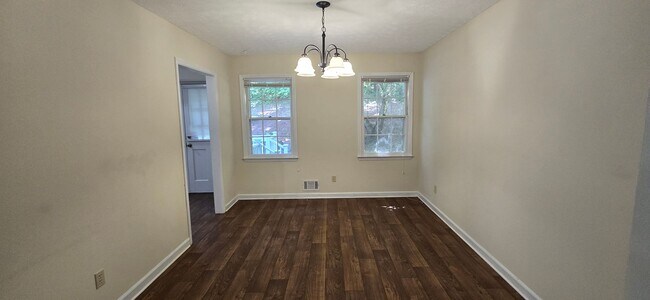 Building Photo - 132 Johnson Dr