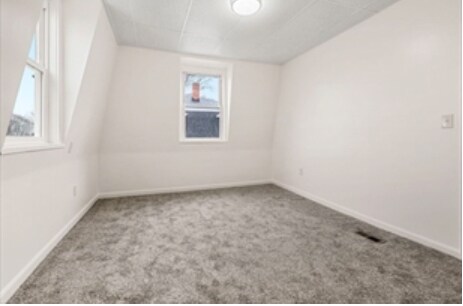 Building Photo - 59 Cedar St